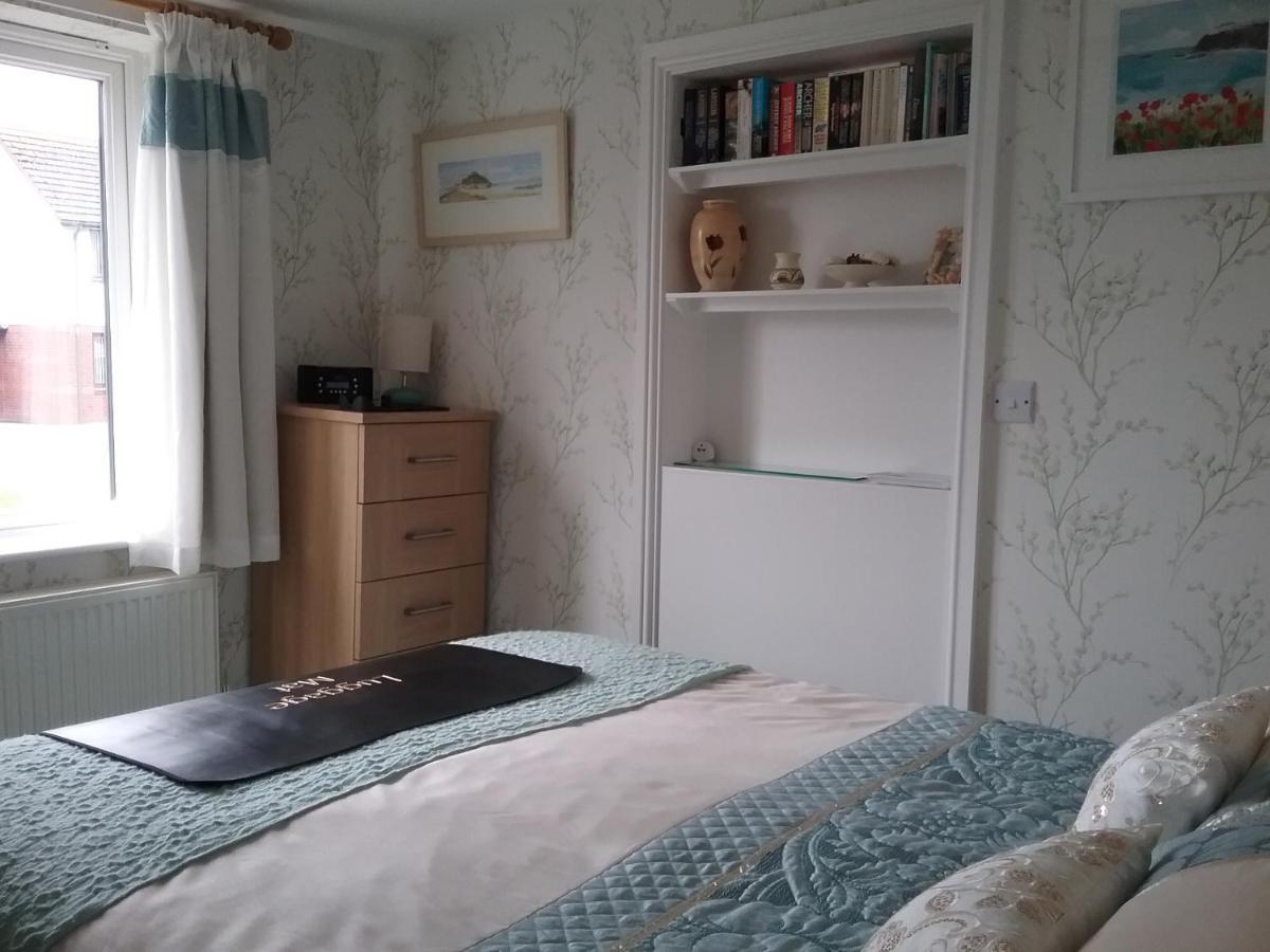Sterling Bed & Breakfast Лландидно Экстерьер фото